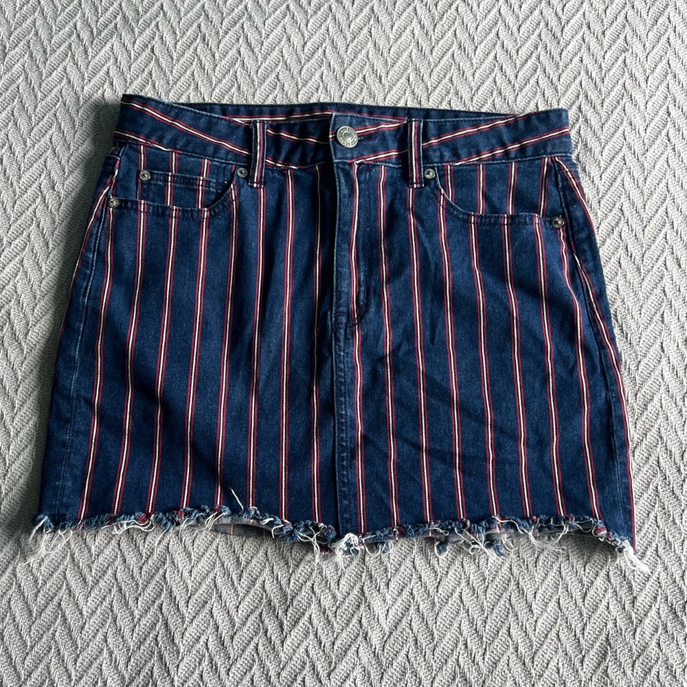 American Eagle red, white, and blue skirt